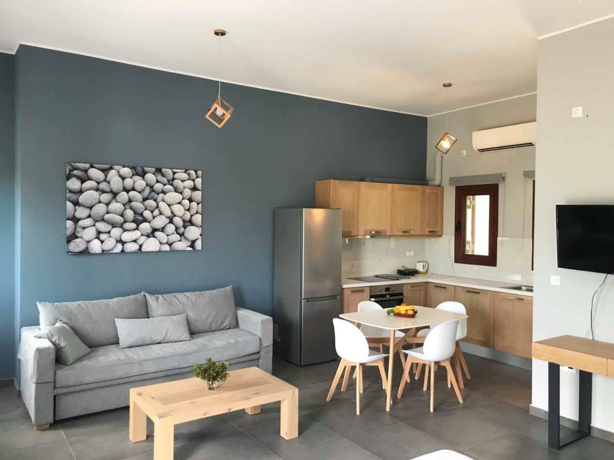 Light Blue Studios 2 Poulithra Ngoại thất bức ảnh